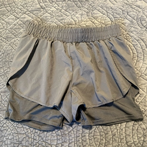 Runway Ready Active Running‎ Shorts Size Small Gray